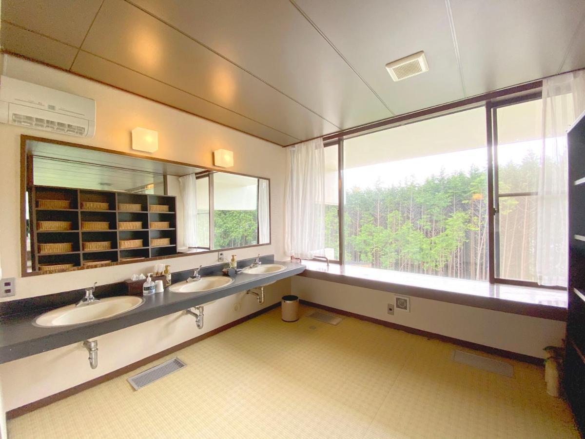 Fuji Yamanakako Resort Hotel Exterior photo