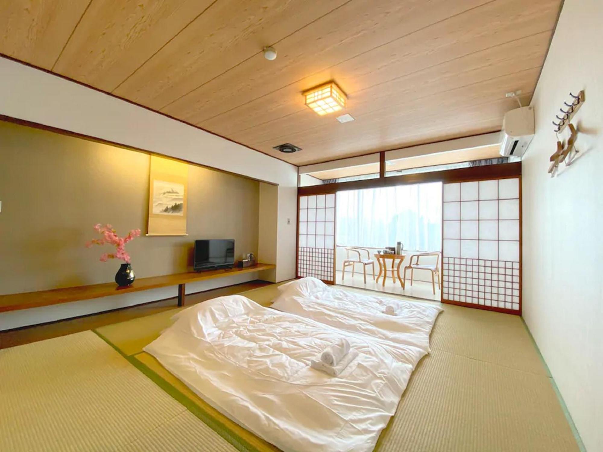 Fuji Yamanakako Resort Hotel Exterior photo